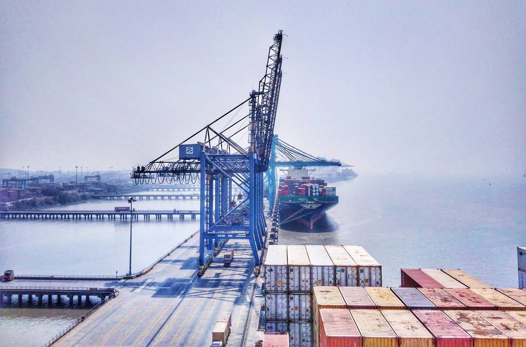 biggest port in India